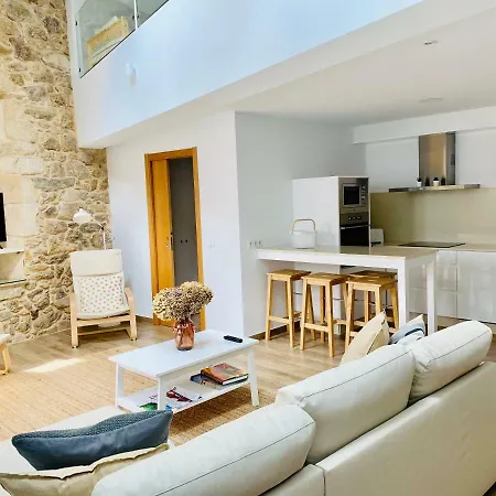 Apartamento Centro Derecha Noia