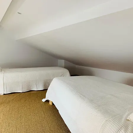 Centro Derecha アパート *